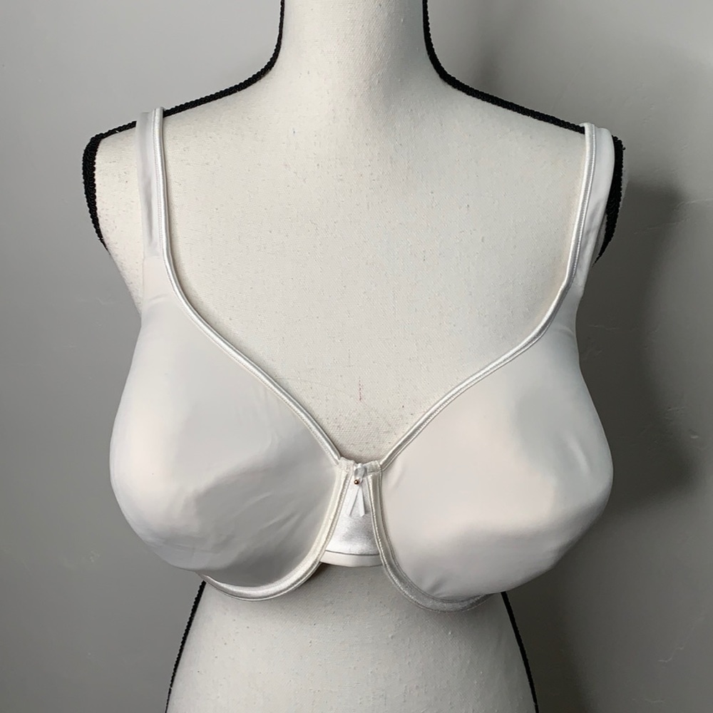 Vanity Fair White Underwire Bra 40DD